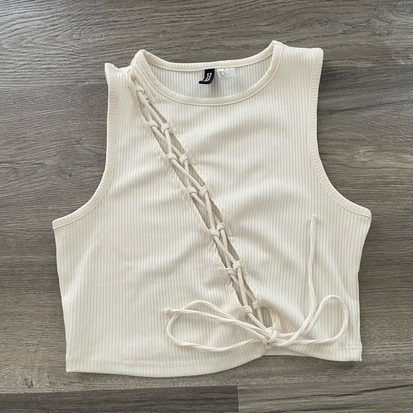 H&M tank - Picture 1 of 2